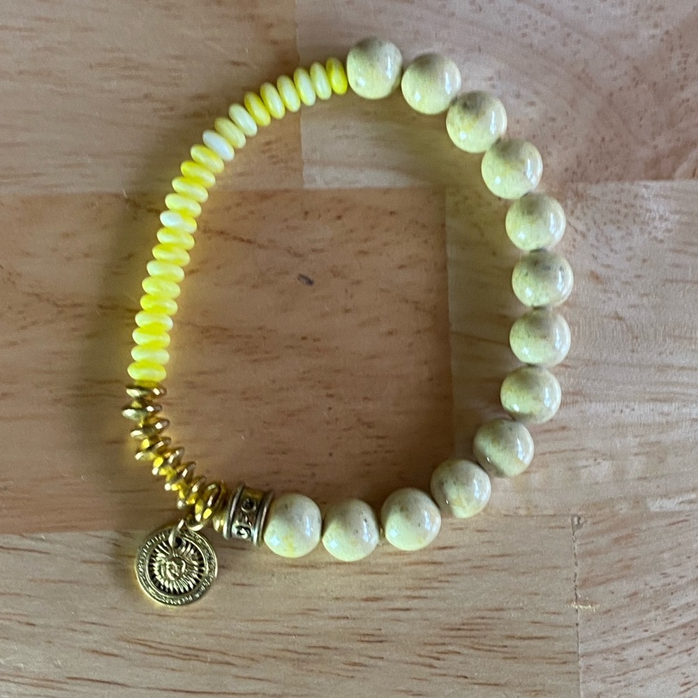Beaded yellow charm sun bracelet